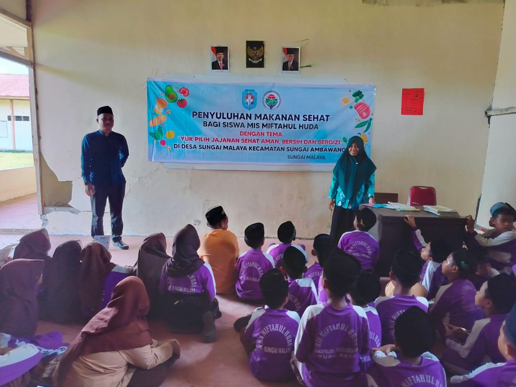 Penyuluhan Makanan Sehat di MIS Miftahul Huda